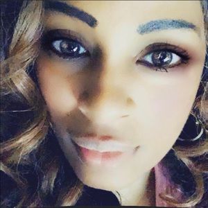 Meet your Posher, Stacey